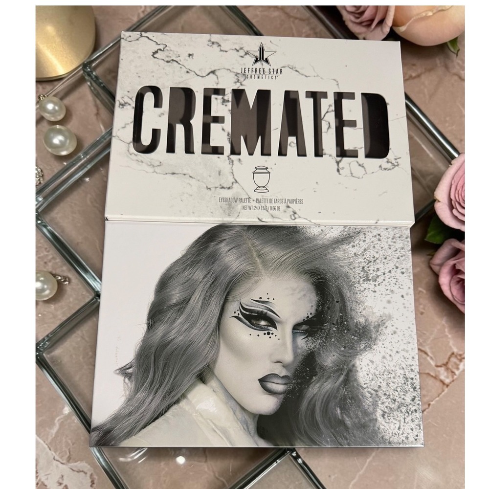 Jeffree Star Cosmetics - Cremated Eyeshadow Palette - NEW!